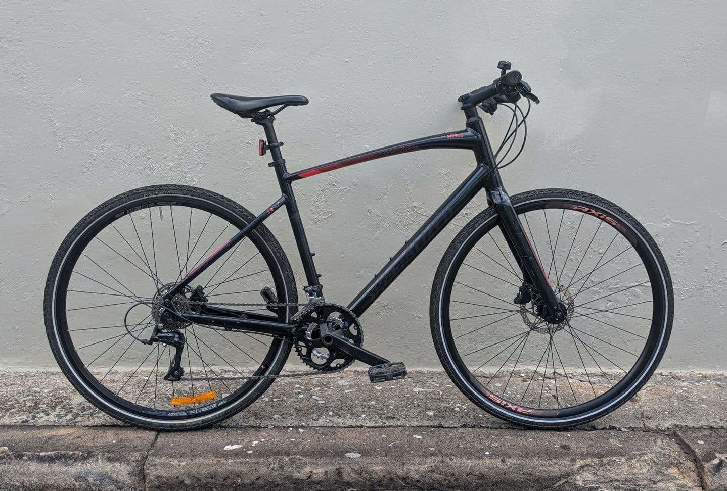 Specialized Sirrus Hybrid Commuter